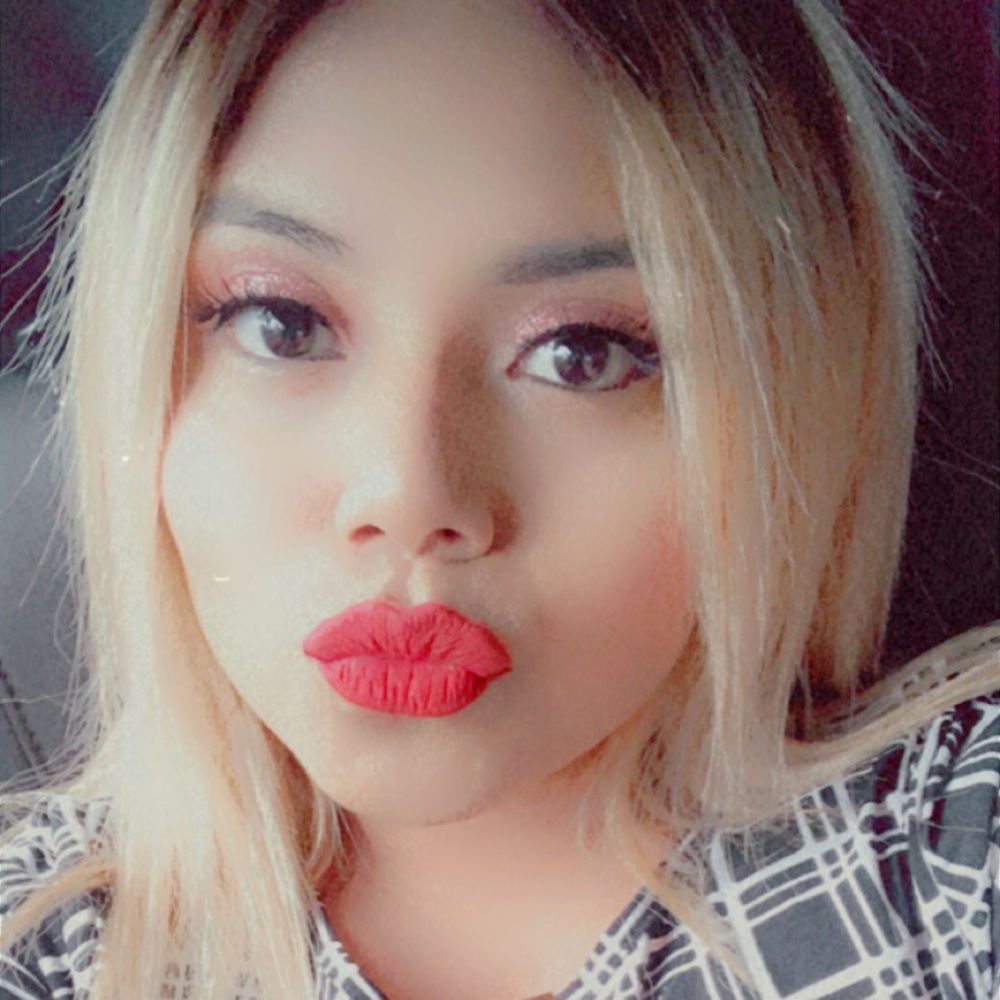 Meet your Posher, Vanessa